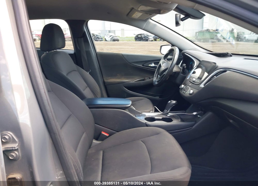 2018 CHEVROLET MALIBU LT VIN: 1G1ZD5ST3JF112525
