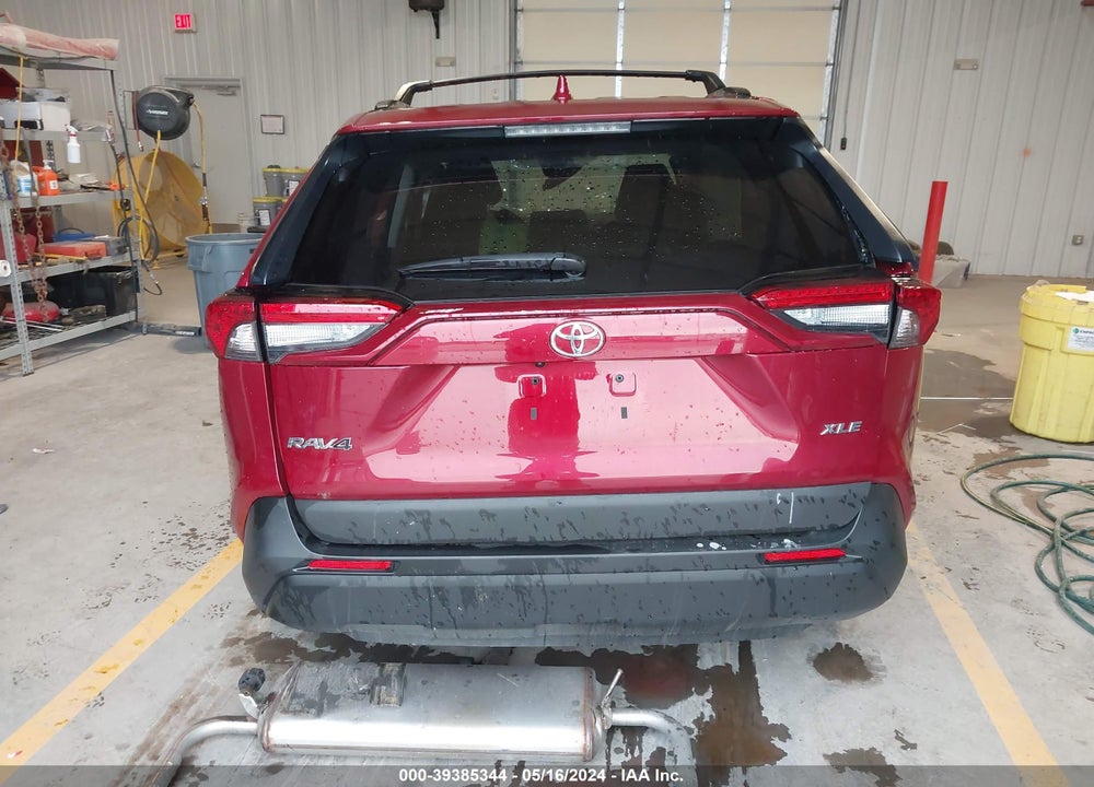 2024 TOYOTA RAV4 XLE VIN: 2T3W1RFV4RW317884