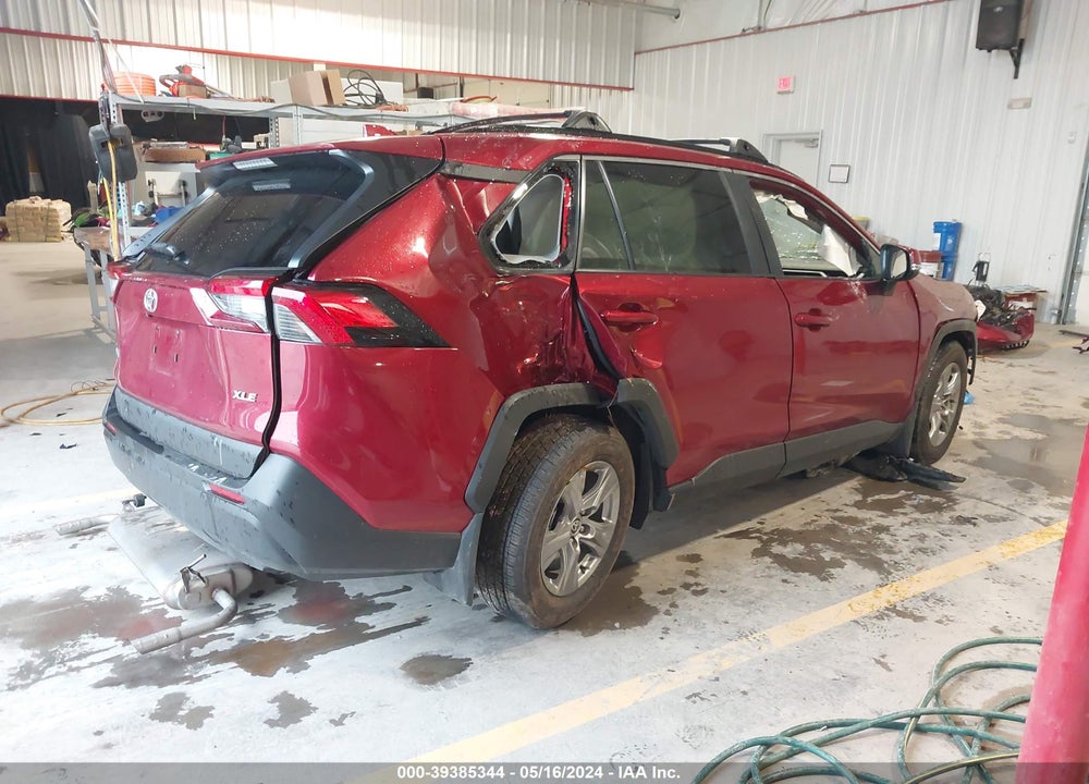 2024 TOYOTA RAV4 XLE VIN: 2T3W1RFV4RW317884