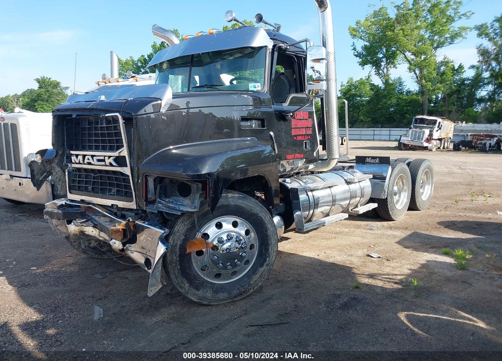 2017 MACK PINNACLE VIN: 1M1AN07Y2HM026315