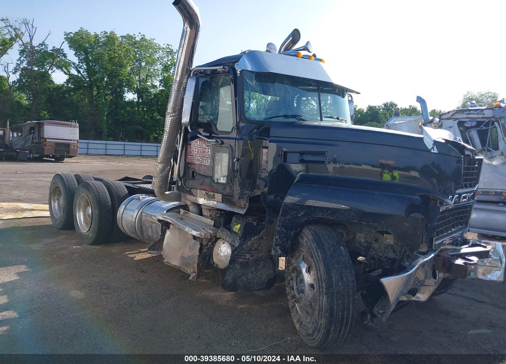 2017 MACK PINNACLE VIN: 1M1AN07Y2HM026315