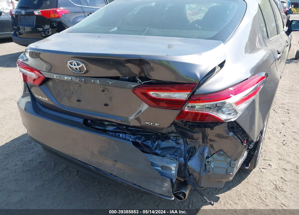 2020 TOYOTA CAMRY XLE VIN: 4T1F11AK8LU932422