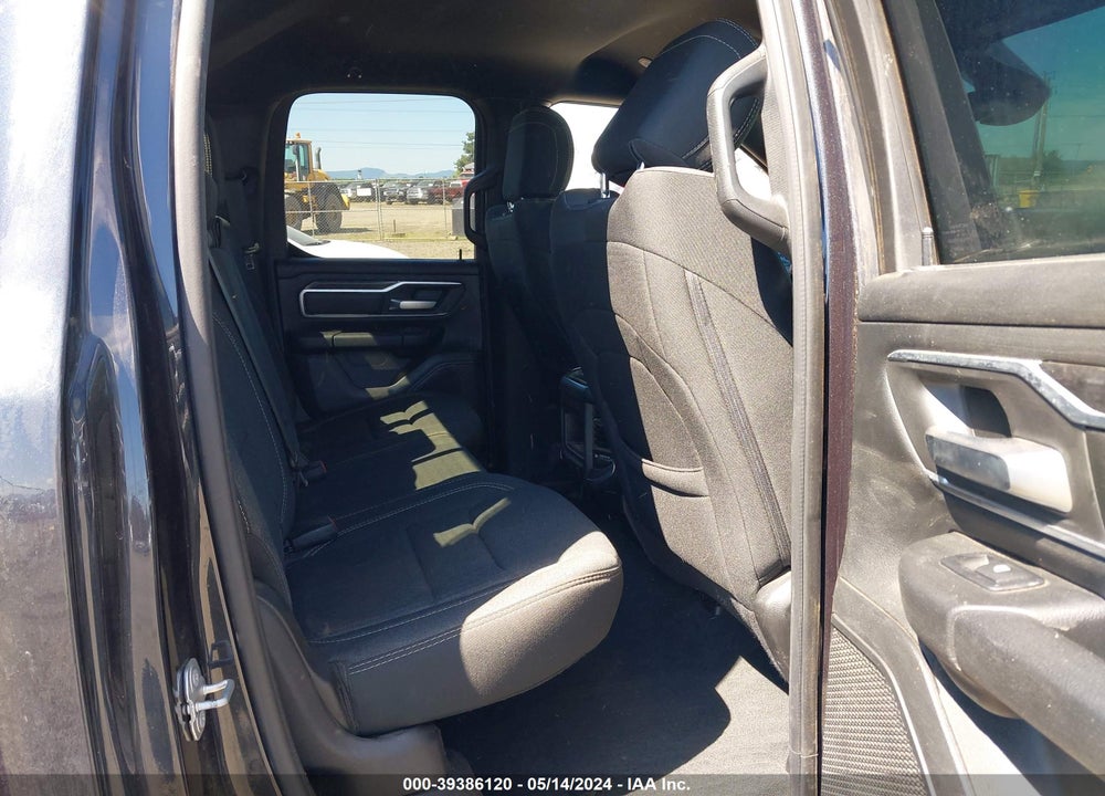 2019 RAM 1500 BIG HORN/LONE STAR QUAD CAB 4X4 6'4 BOX VIN: 1C6SRFBT8KN915393