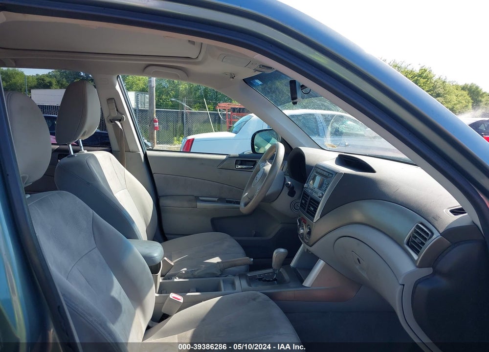 2010 SUBARU FORESTER 2.5X PREMIUM VIN: JF2SH6CC9AH916173