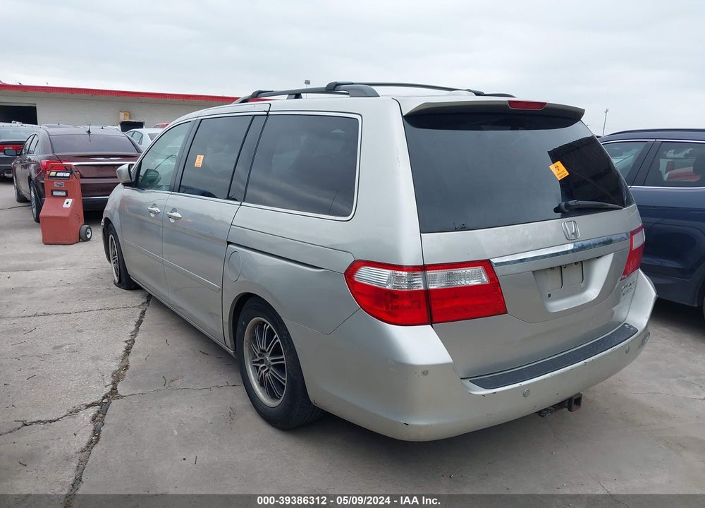 2005 HONDA ODYSSEY TOURING VIN: 5FNRL38895B048079