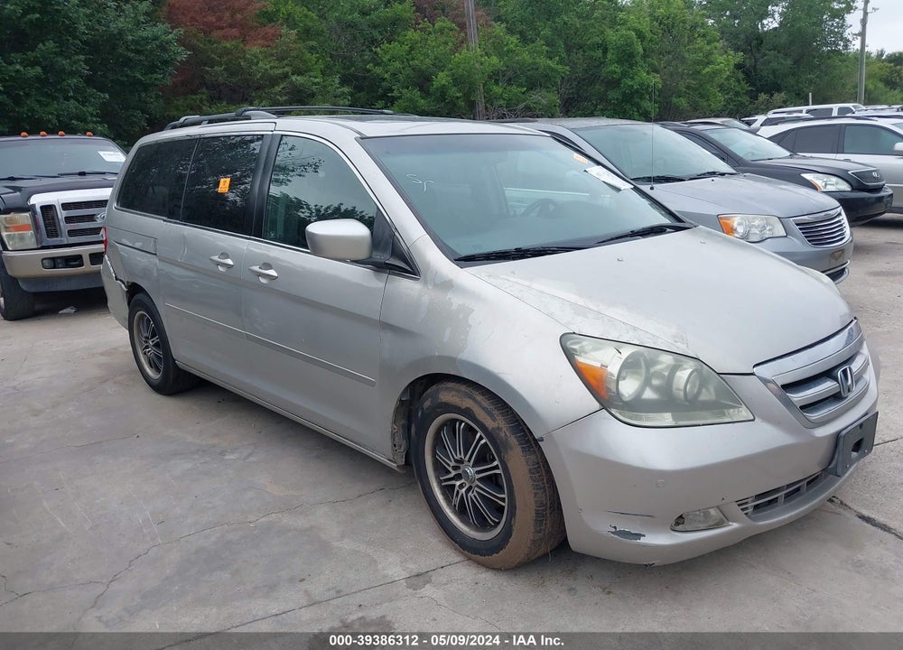 2005 HONDA ODYSSEY TOURING VIN: 5FNRL38895B048079