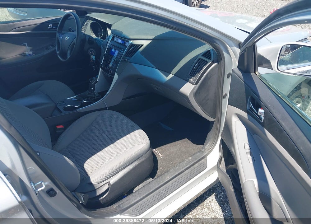 2013 HYUNDAI SONATA GLS VIN: 5NPEB4AC8DH646010