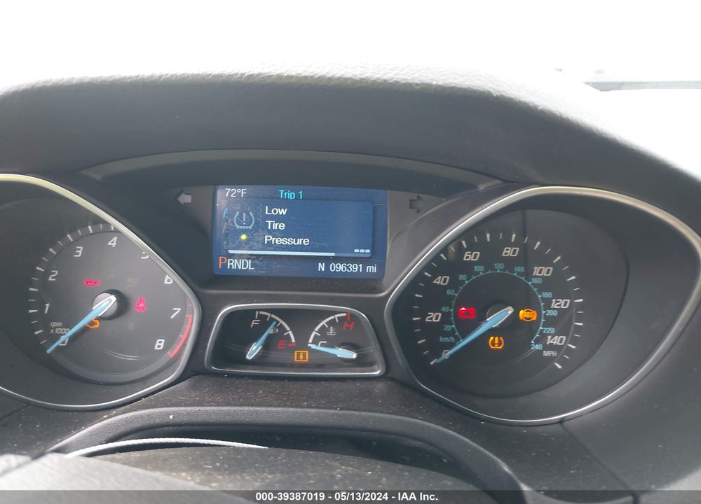 2014 FORD FOCUS SE VIN: 1FADP3K23EL372232
