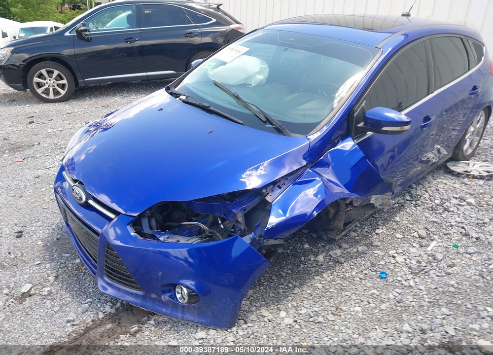 2014 FORD FOCUS TITANIUM VIN: 1FADP3N26EL463264
