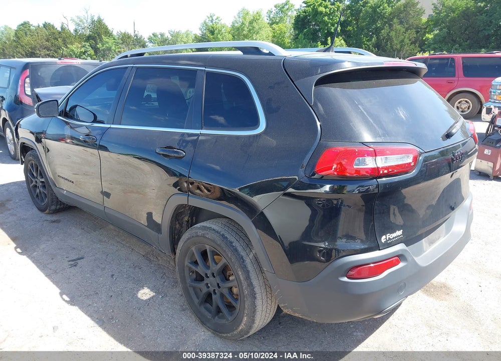 2017 JEEP CHEROKEE LATITUDE FWD VIN: 1C4PJLCB1HW574187