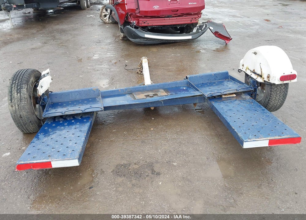 2010 TOWMASTER TOW DOLLY VIN: TB2207