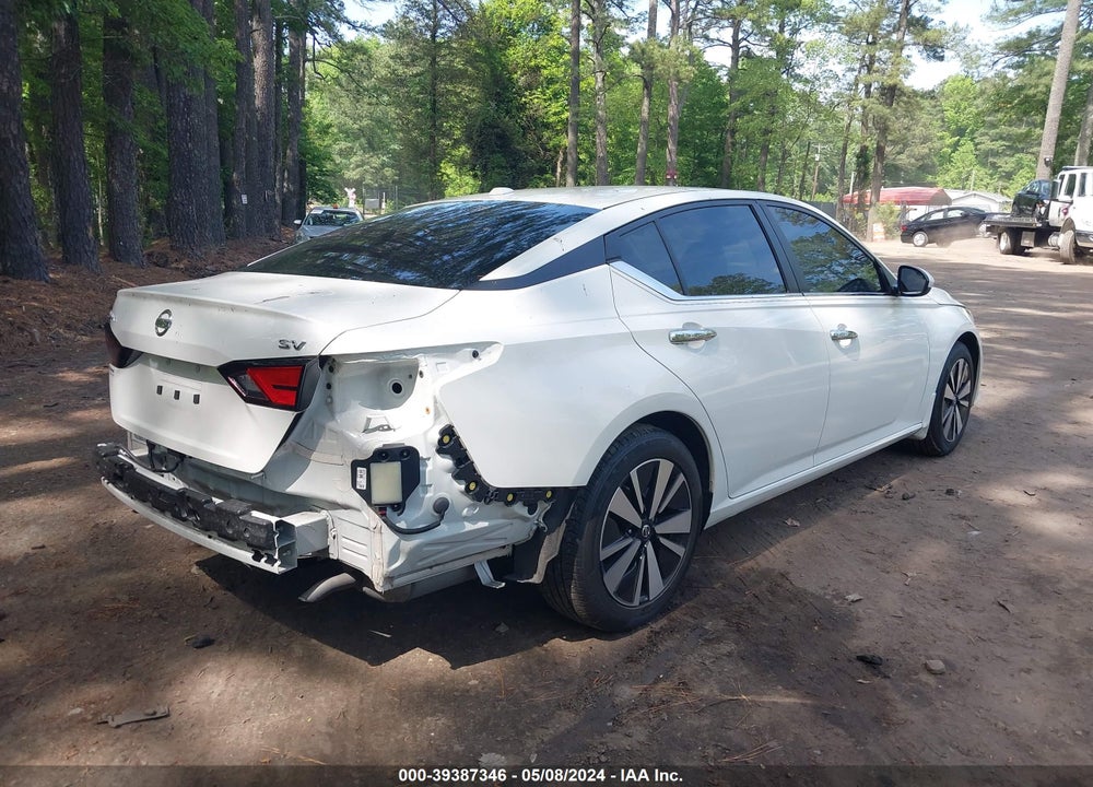 2022 NISSAN ALTIMA SV FWD VIN: 1N4BL4DV7NN343384