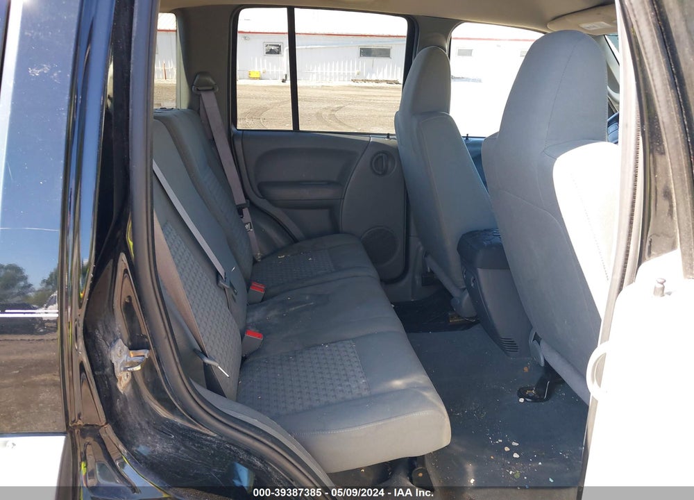 2007 JEEP LIBERTY SPORT VIN: 1J4GL48K87W645970