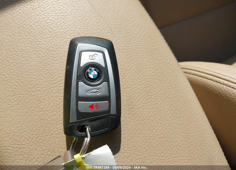 2017 BMW X3 SDRIVE28I VIN: 5UXWZ7C58H0T44492