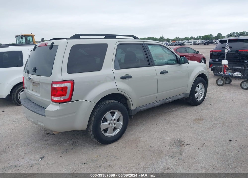 2009 FORD ESCAPE XLT VIN: 1FMCU03G89KA66366