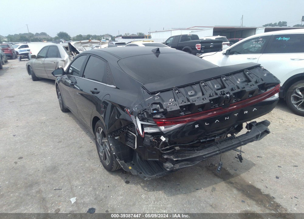 2024 HYUNDAI ELANTRA SEL VIN: KMHLS4DG9RU699331