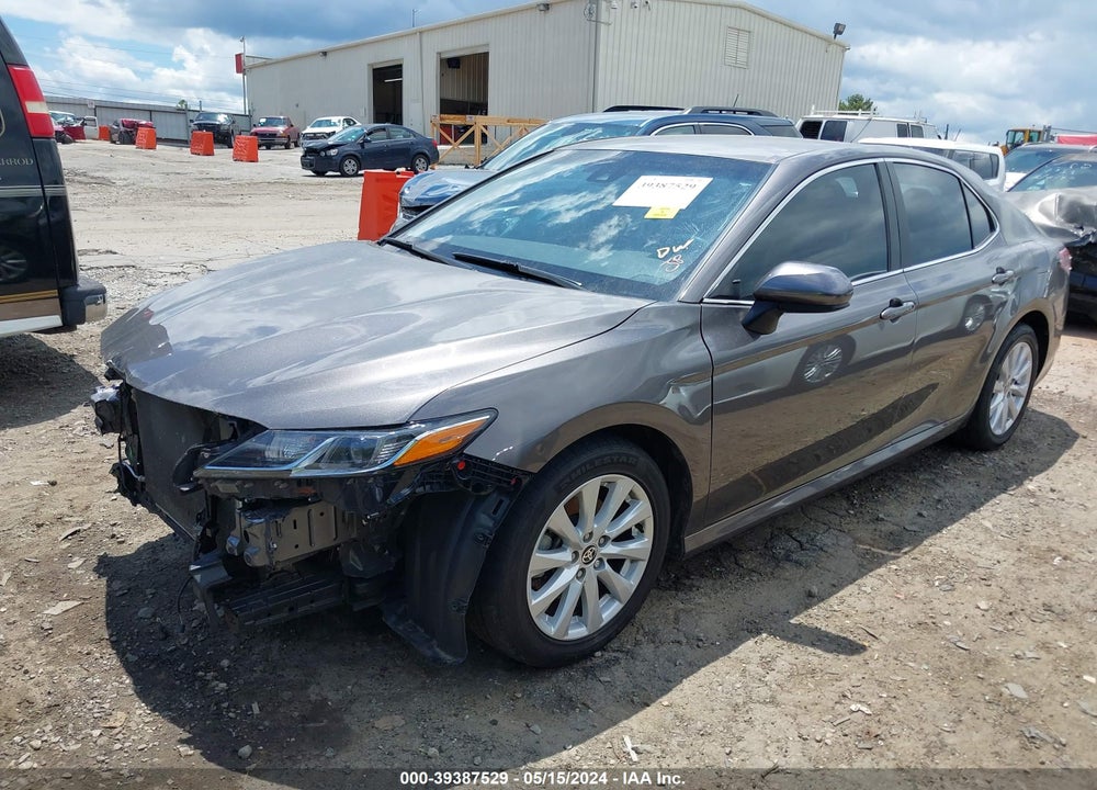 2020 TOYOTA CAMRY LE VIN: 4T1C11AK8LU970316