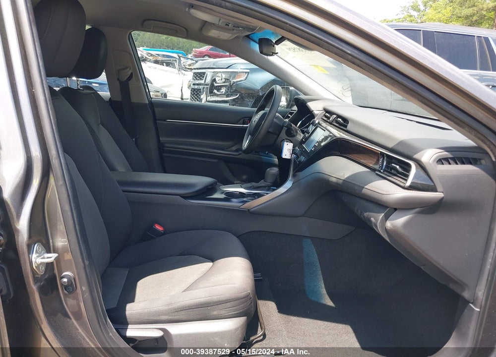 2020 TOYOTA CAMRY LE VIN: 4T1C11AK8LU970316