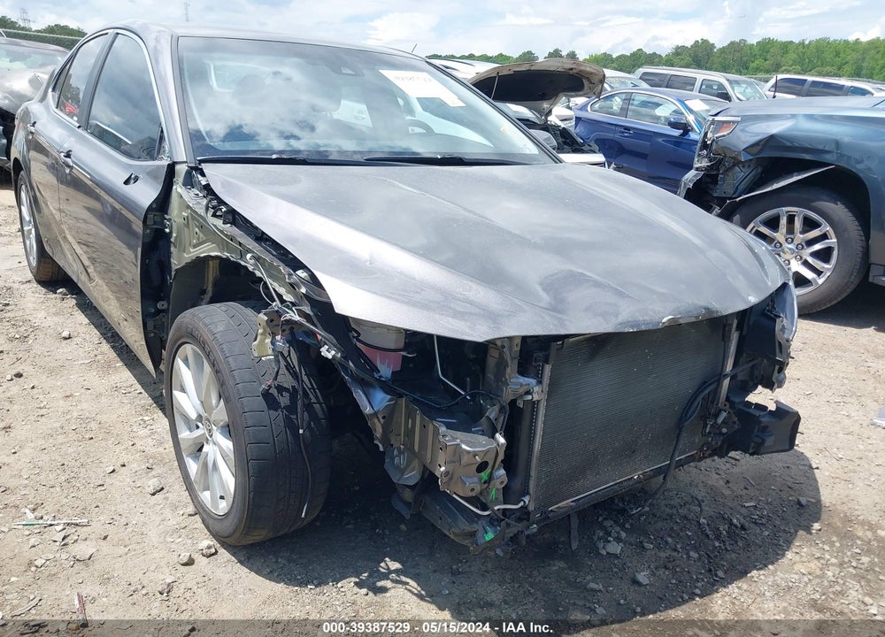 2020 TOYOTA CAMRY LE VIN: 4T1C11AK8LU970316
