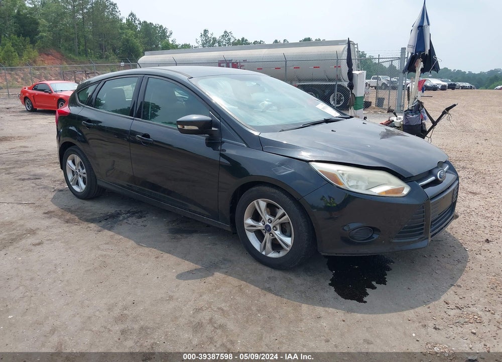 2014 FORD FOCUS SE VIN: 1FADP3K21EL298180