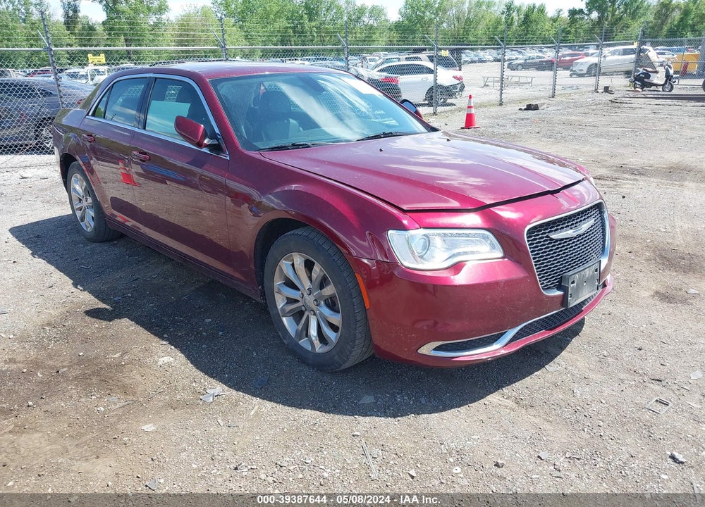 2017 CHRYSLER 300 LIMITED AWD VIN: 2C3CCARGXHH571467