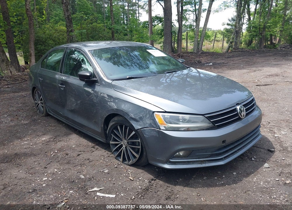 2016 VOLKSWAGEN JETTA 1.8T SPORT VIN: 3VWD17AJ9GM218330