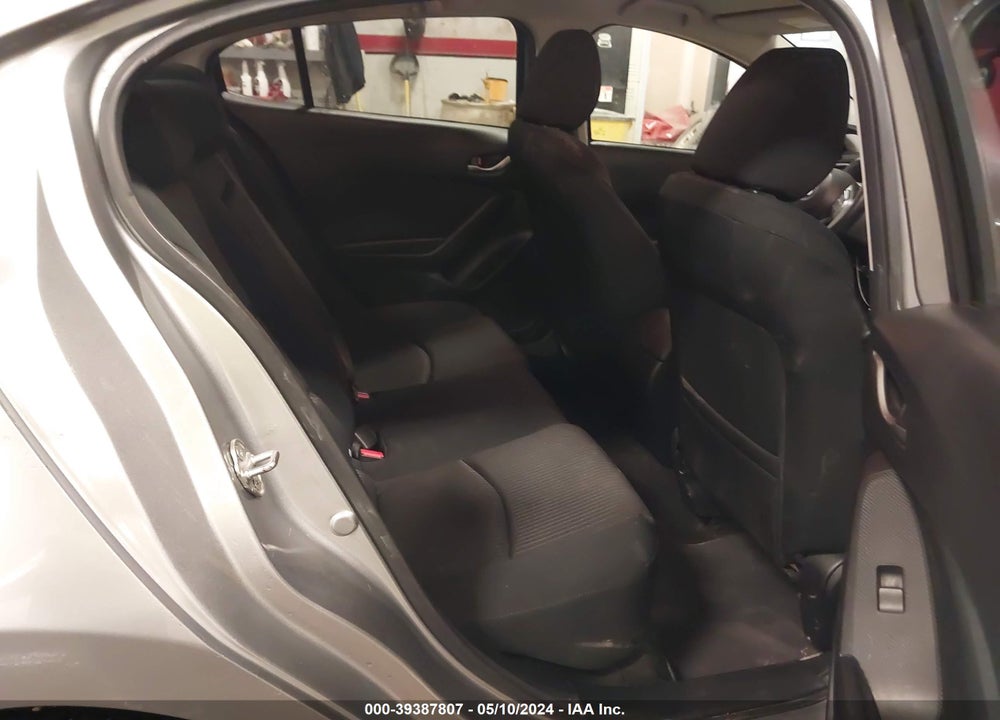 2015 MAZDA 3 I TOURING VIN: 3MZBM1V76FM231660