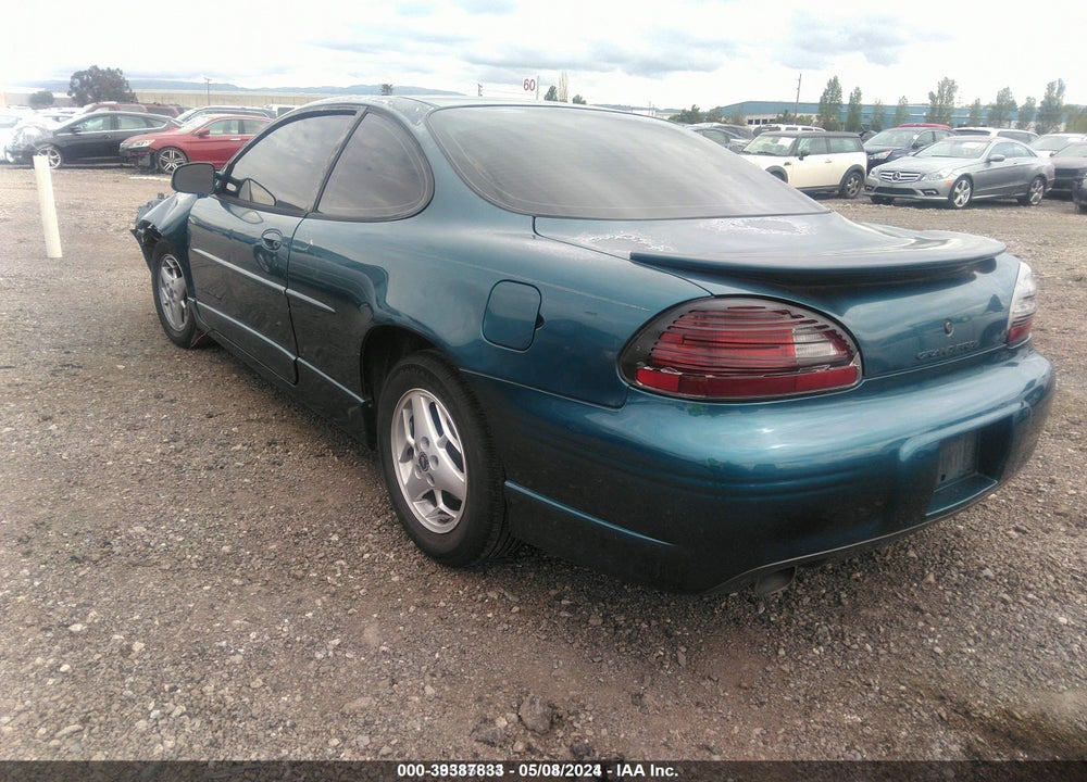2002 PONTIAC GRAND PRIX GT VIN: 1G2WP12K52F157084
