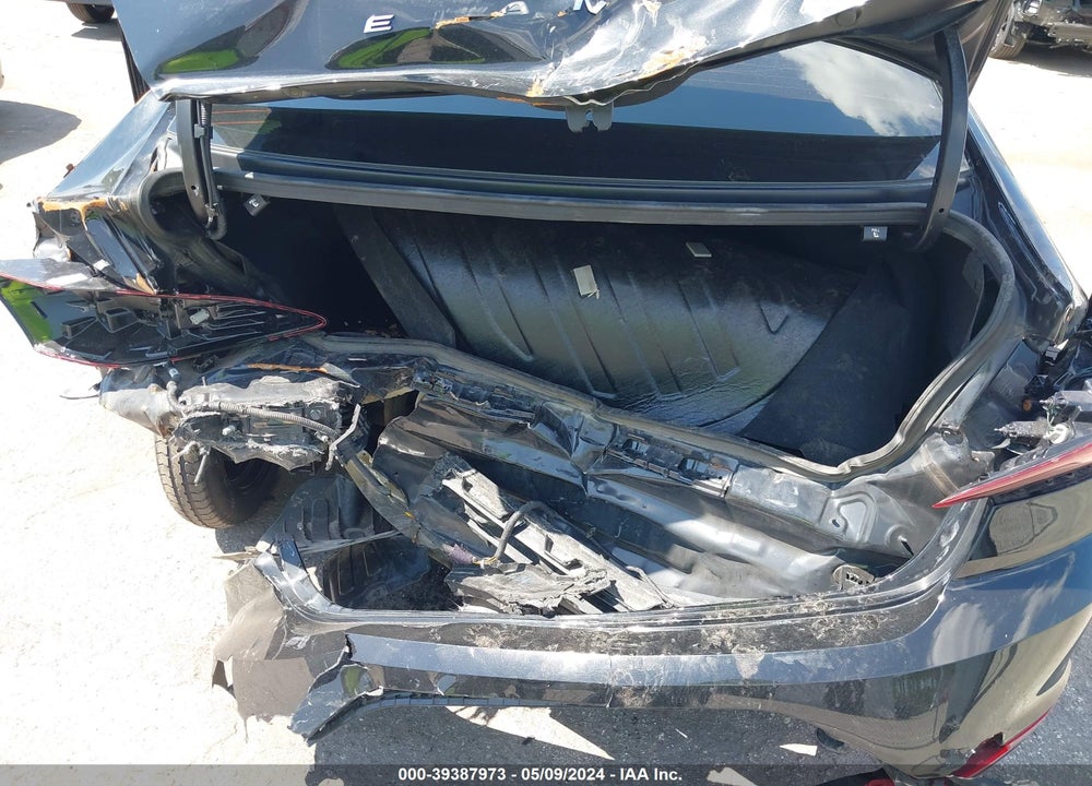 2019 HYUNDAI ELANTRA SE VIN: 5NPD74LF6KH497078
