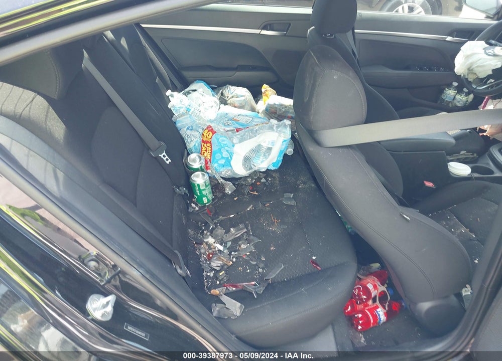 2019 HYUNDAI ELANTRA SE VIN: 5NPD74LF6KH497078