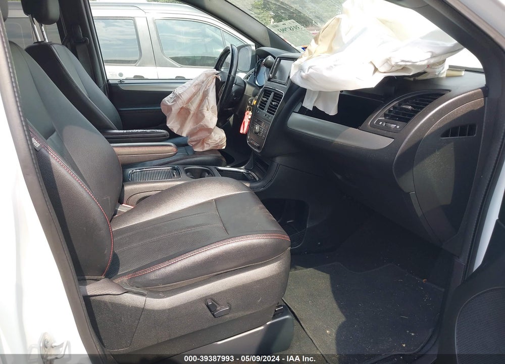 2018 DODGE GRAND CARAVAN GT VIN: 2C4RDGEG0JR283999