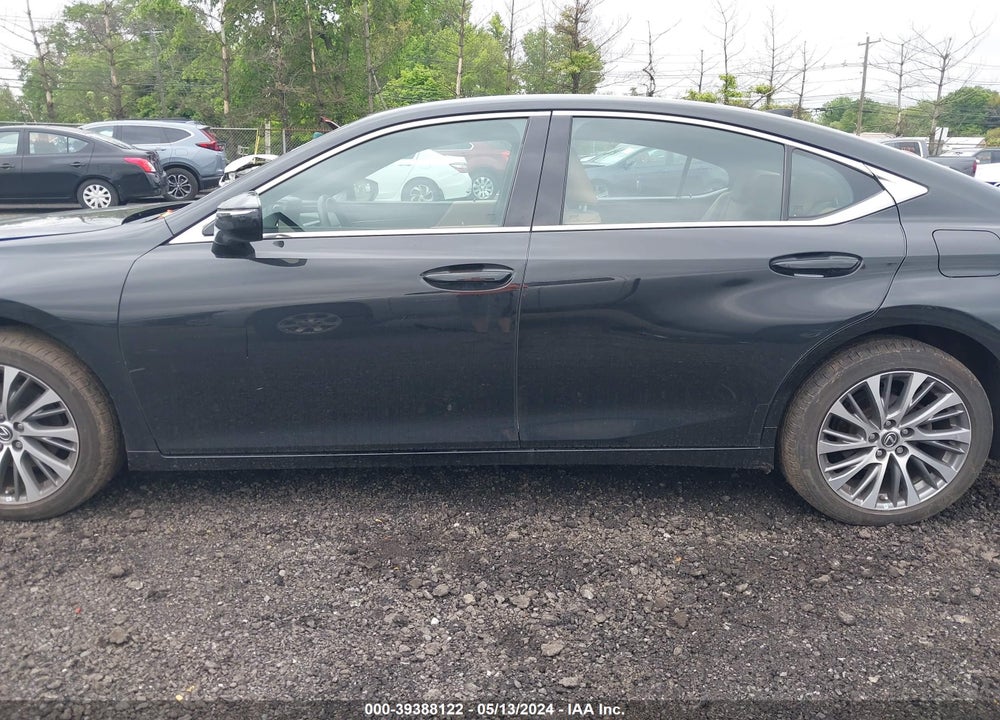 2021 LEXUS ES 250 VIN: 58AD11D13MU004618