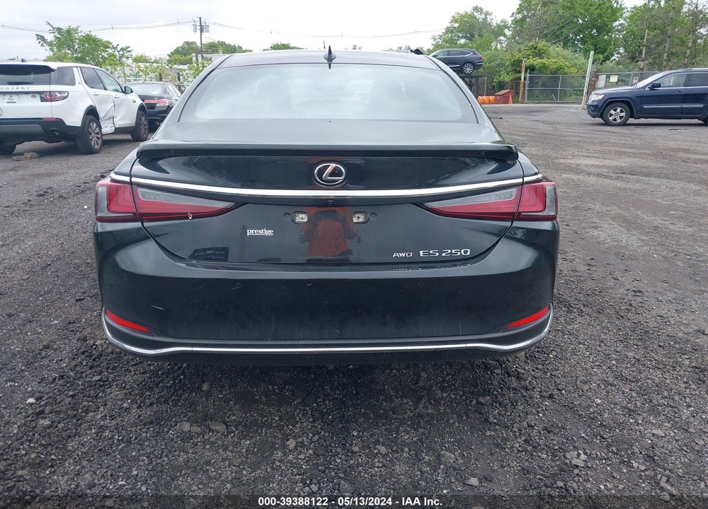 2021 LEXUS ES 250 VIN: 58AD11D13MU004618