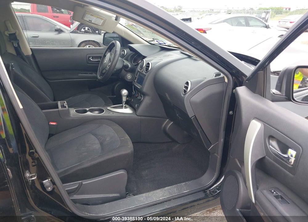 2013 NISSAN ROGUE S VIN: JN8AS5MT8DW024392