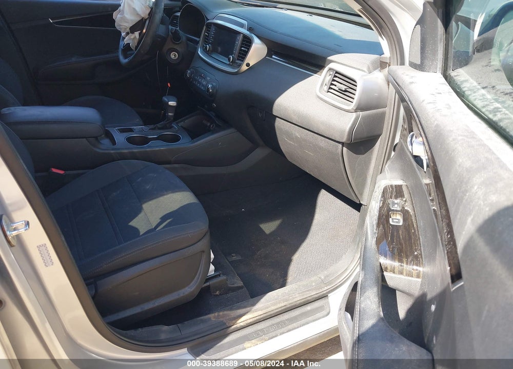 2019 KIA SORENTO 2.4L L VIN: 5XYPG4A3XKG586035
