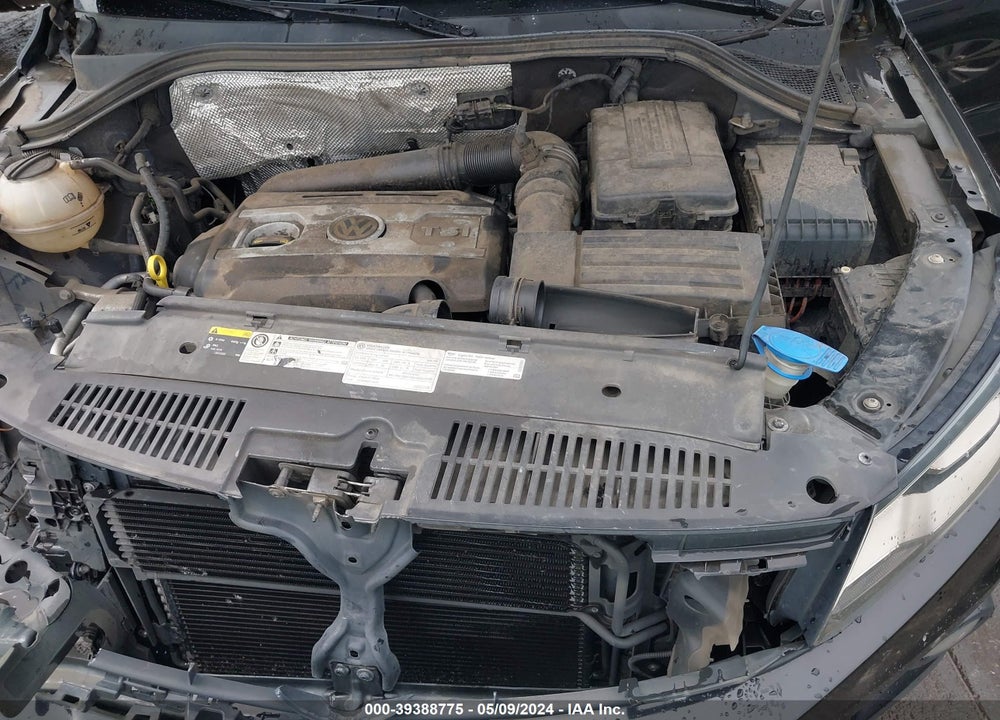 2016 VOLKSWAGEN TIGUAN SE VIN: WVGAV7AX0GW602796