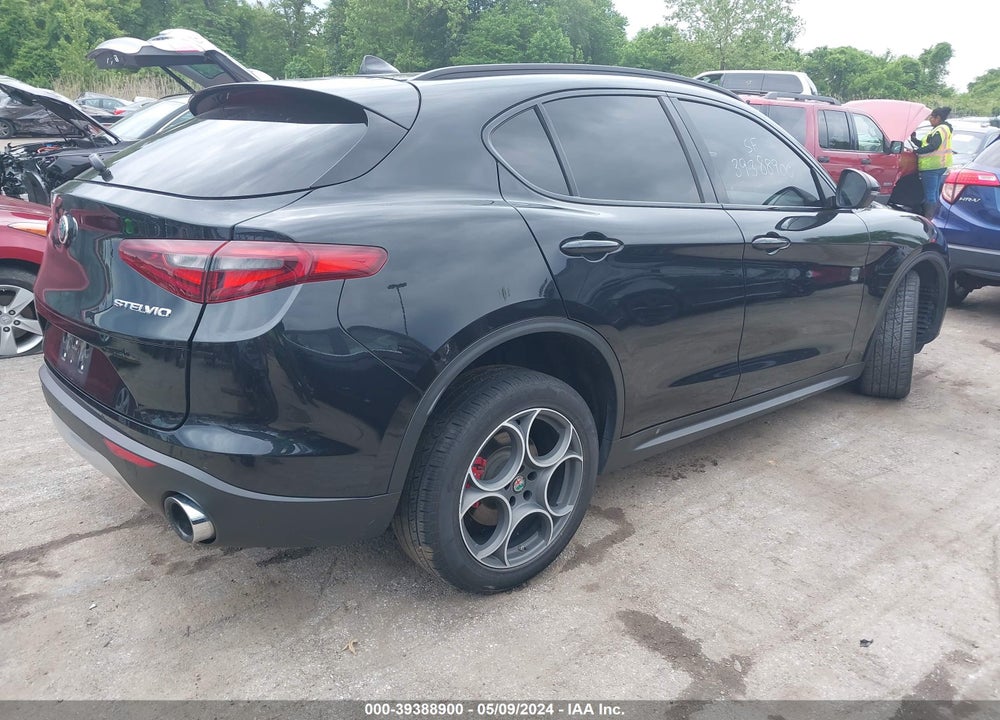 2018 ALFA ROMEO STELVIO TI SPORT AWD VIN: ZASFAKNN7J7B89740