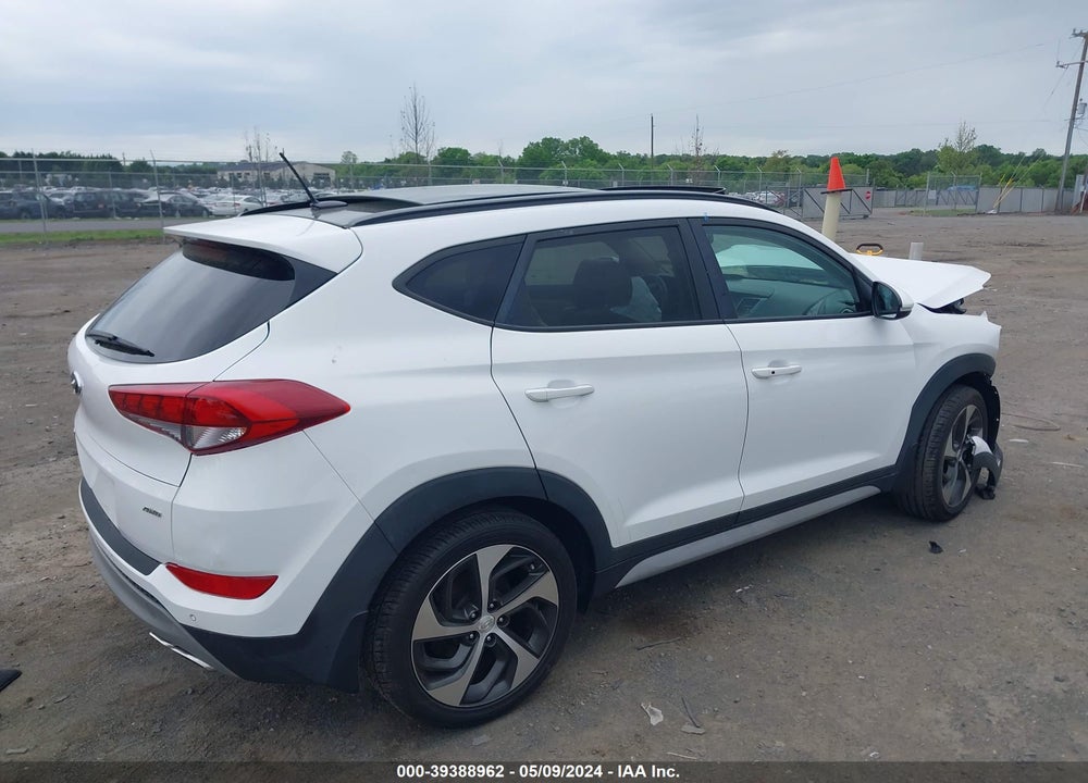 2017 HYUNDAI TUCSON VALUE VIN: KM8J3CA29HU569331