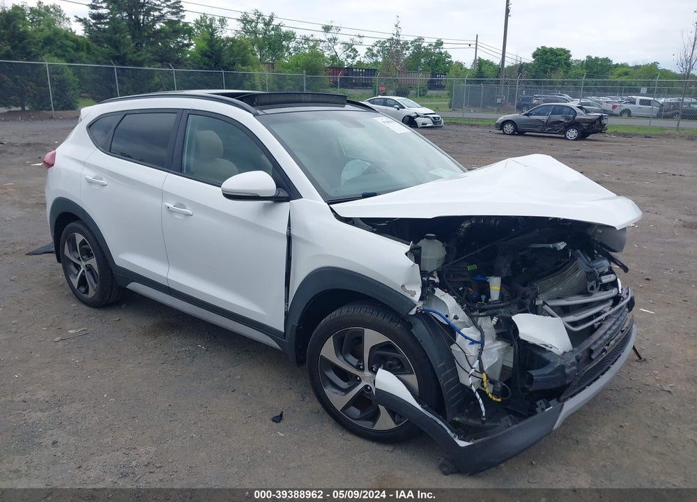 2017 HYUNDAI TUCSON VALUE VIN: KM8J3CA29HU569331
