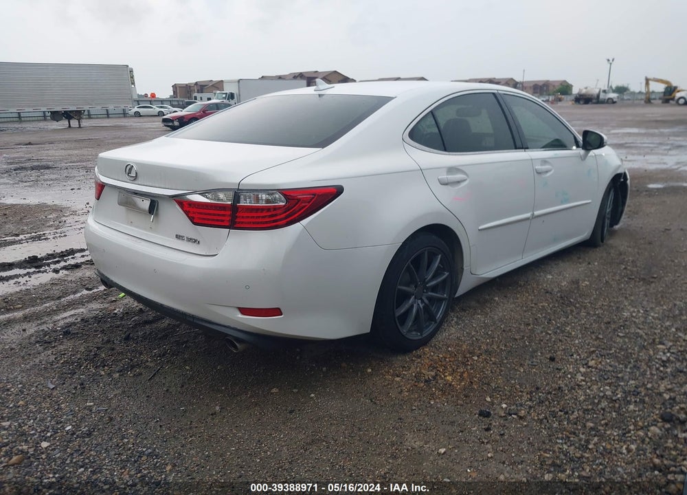 2013 LEXUS ES 350 VIN: JTHBK1GG6D2042614