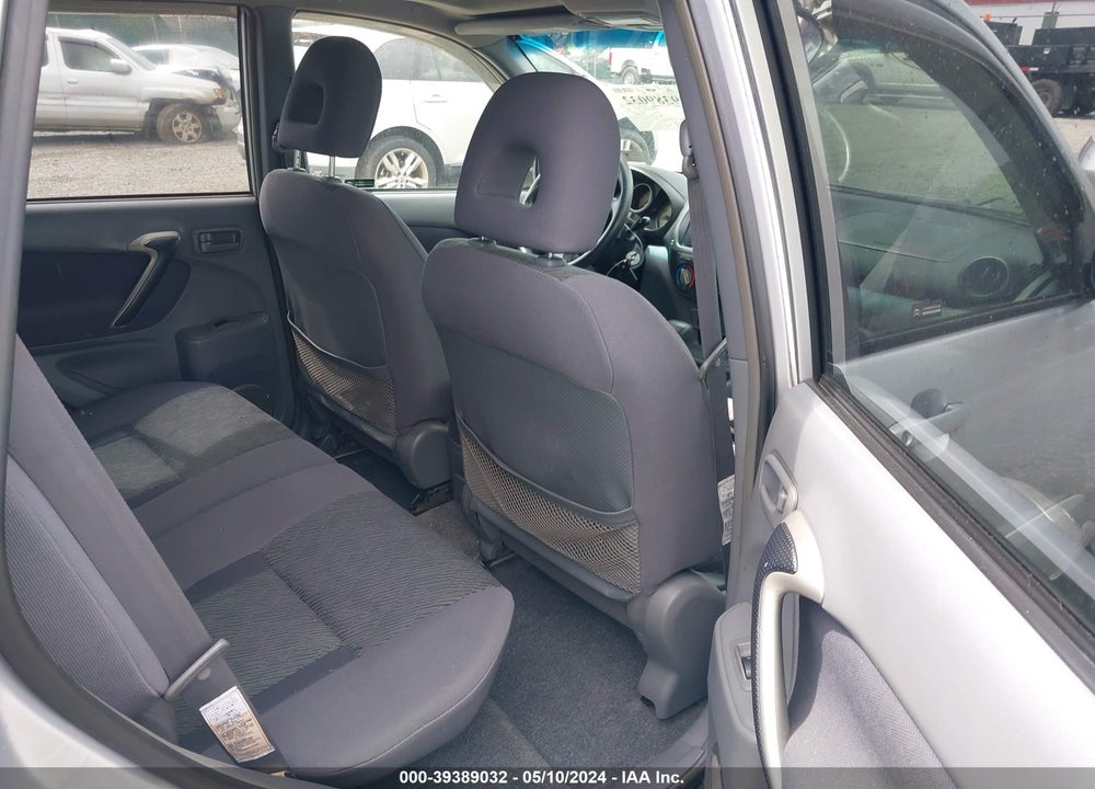 2002 TOYOTA RAV4 VIN: JTEHH20V426013915