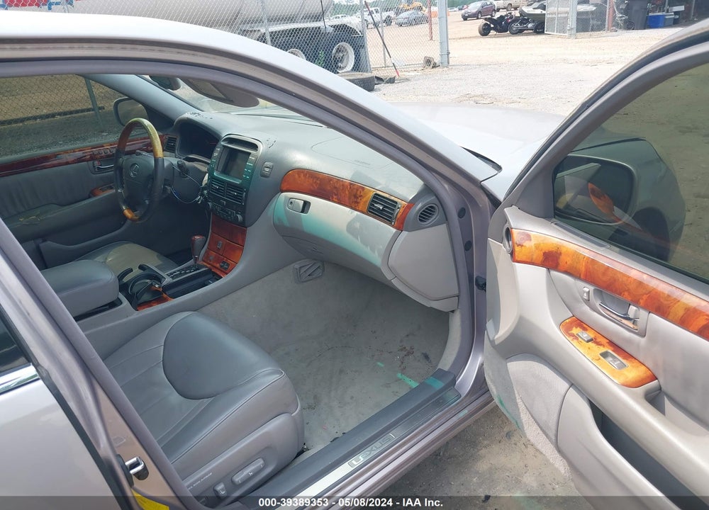 2001 LEXUS LS 430 BASE (A5) VIN: JTHBN30F210020430