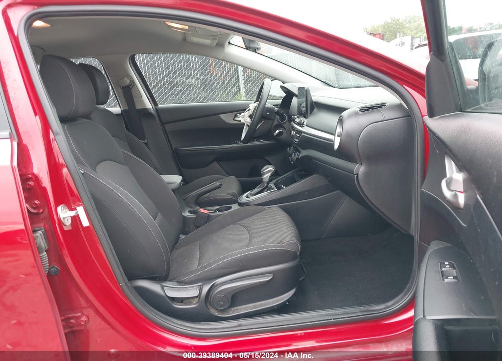 2019 KIA FORTE LXS VIN: 3KPF24AD4KE009999