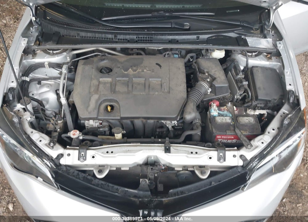2018 TOYOTA COROLLA LE VIN: 2T1BURHE9JC120064