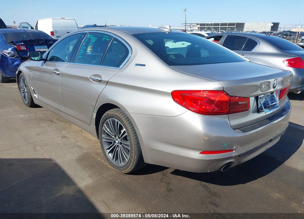 2018 BMW 530E IPERFORMANCE VIN: WBAJA9C55JB253573
