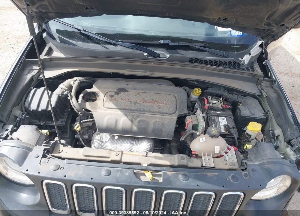 2018 JEEP RENEGADE LATITUDE FWD VIN: ZACCJABB5JPH96562