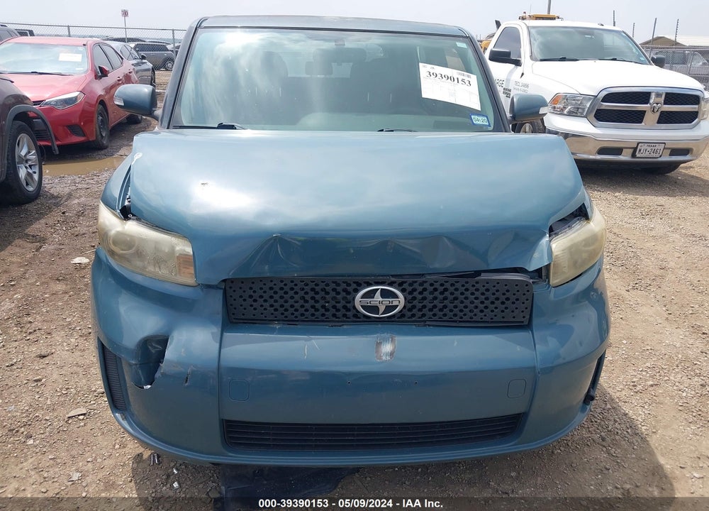 2008 SCION XB VIN: JTLKE50E581000900
