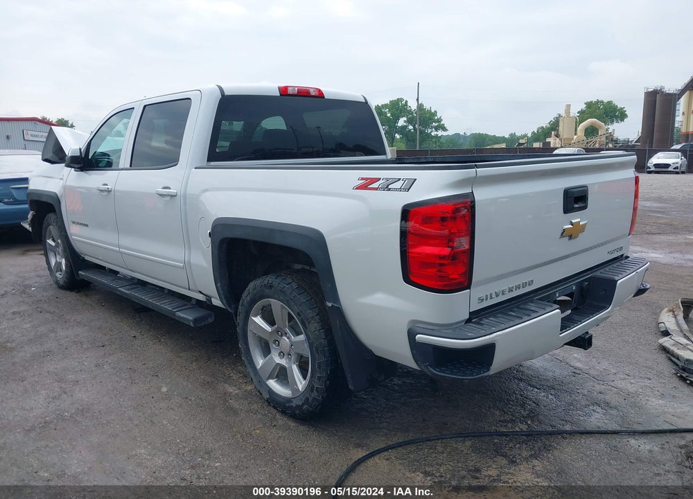 2018 CHEVROLET SILVERADO 1500 2LT VIN: 3GCUKREC7JG523225