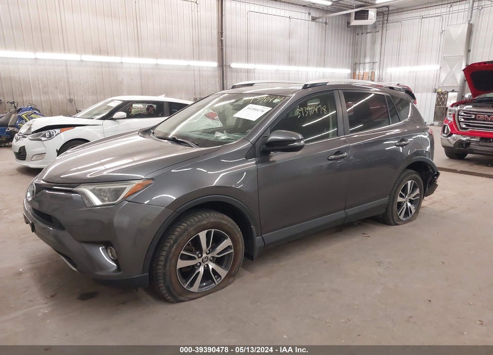 2016 TOYOTA RAV4 XLE VIN: JTMRFREV3GJ086732