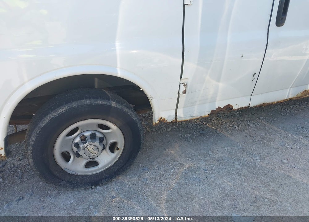 2004 CHEVROLET EXPRESS VIN: 1GCGG25V141103468